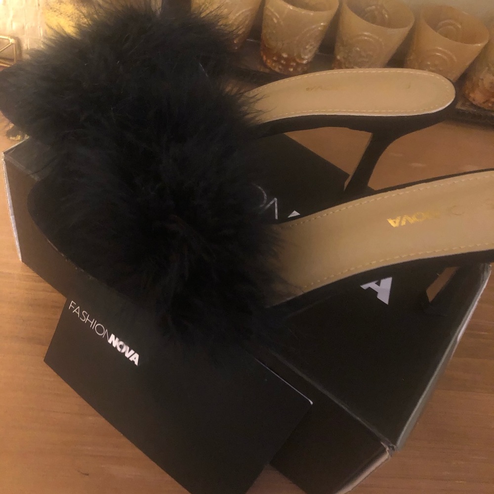 Fashion nova furry kitten pump